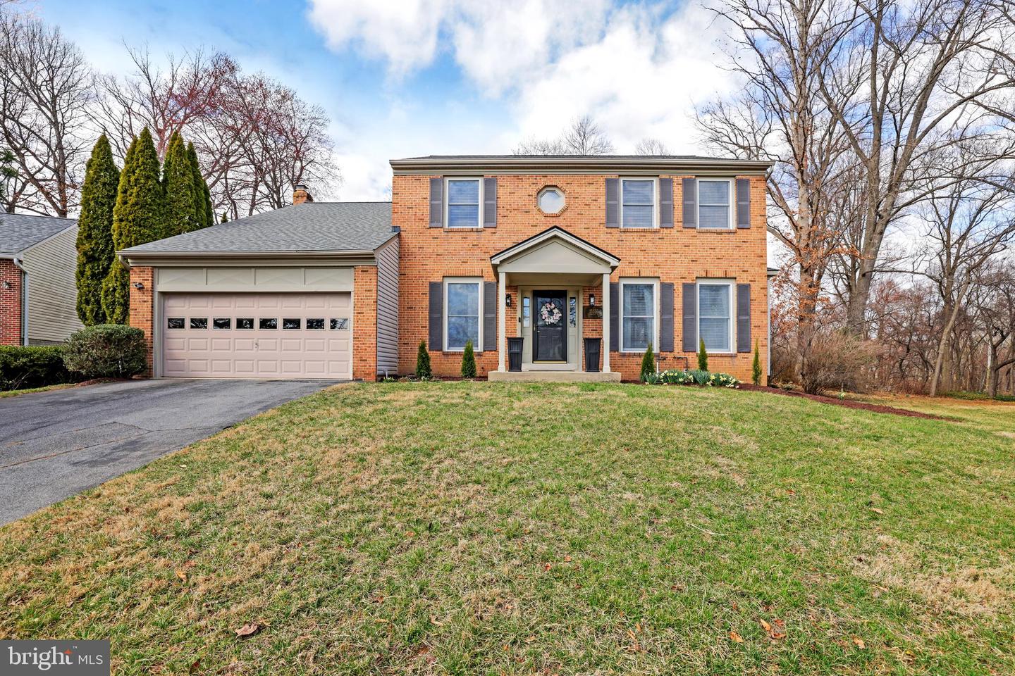 15532 Quince Ridge, North Potomac