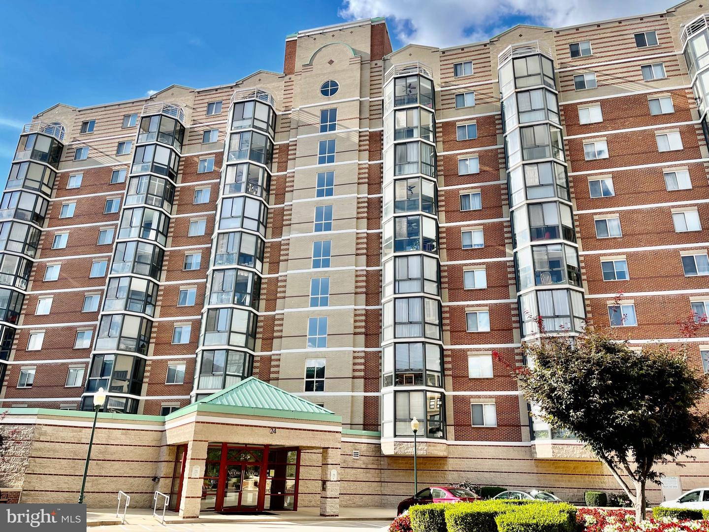 24 Courthouse Square #24-509, Rockville