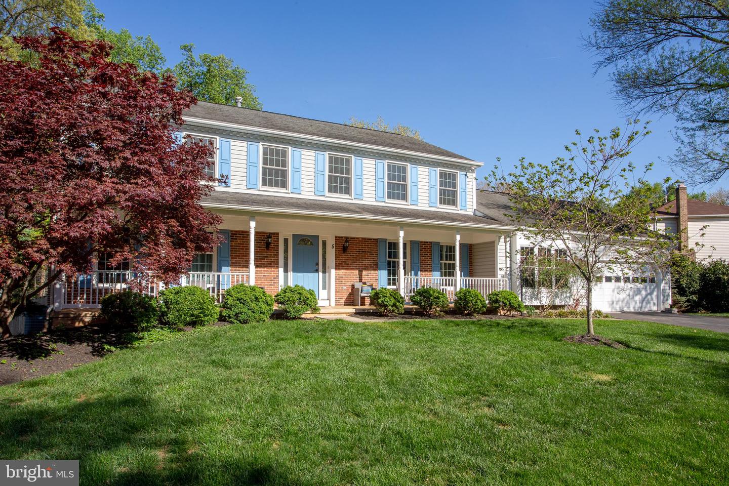 5 Paramus Court, North Potomac
