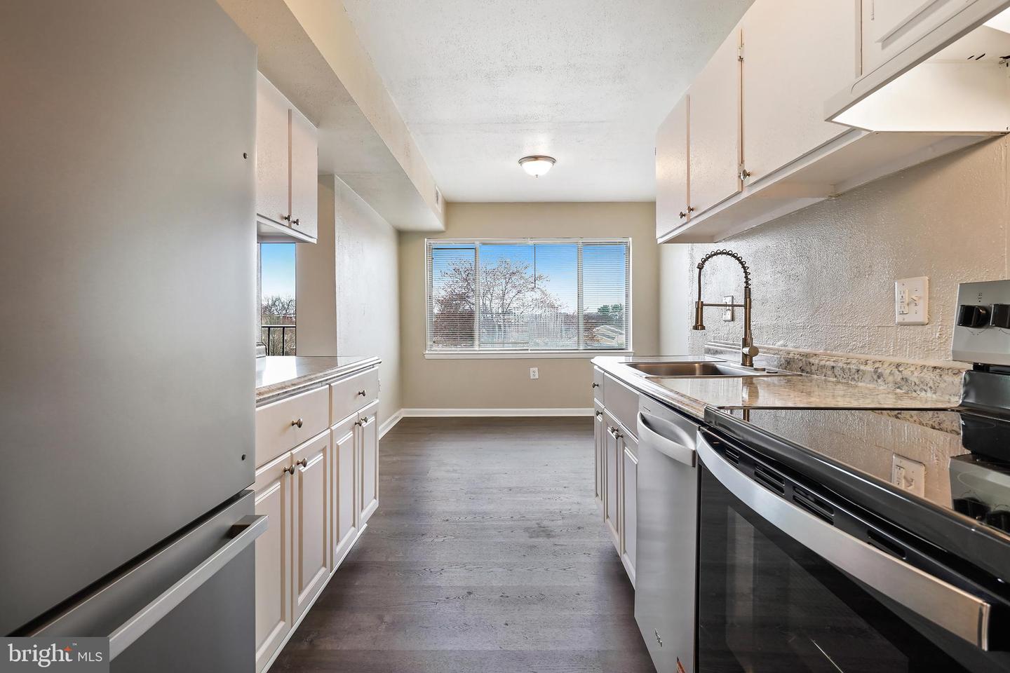 454 Girard Street #303, Gaithersburg