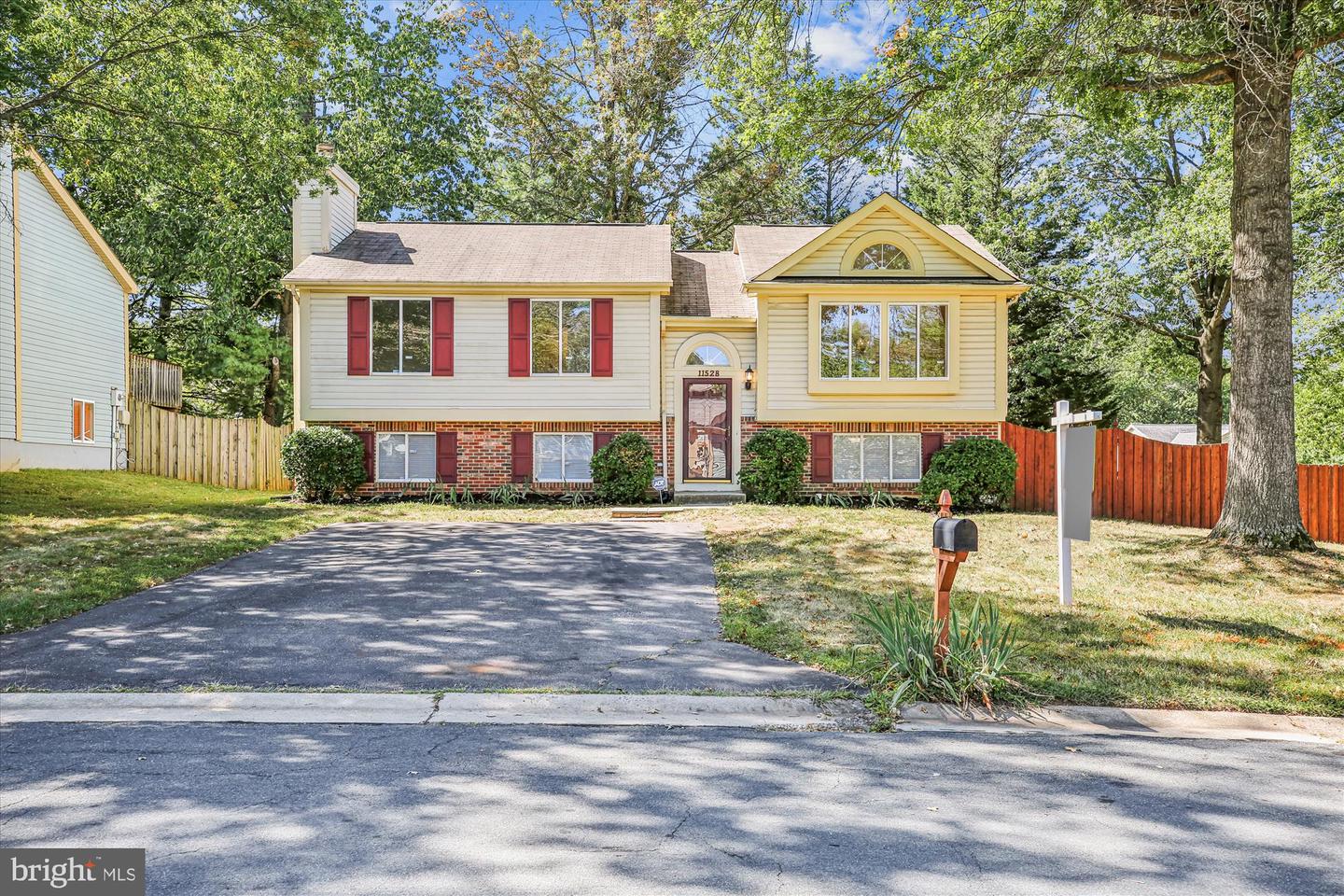 11528 Dragonfire Way, Germantown