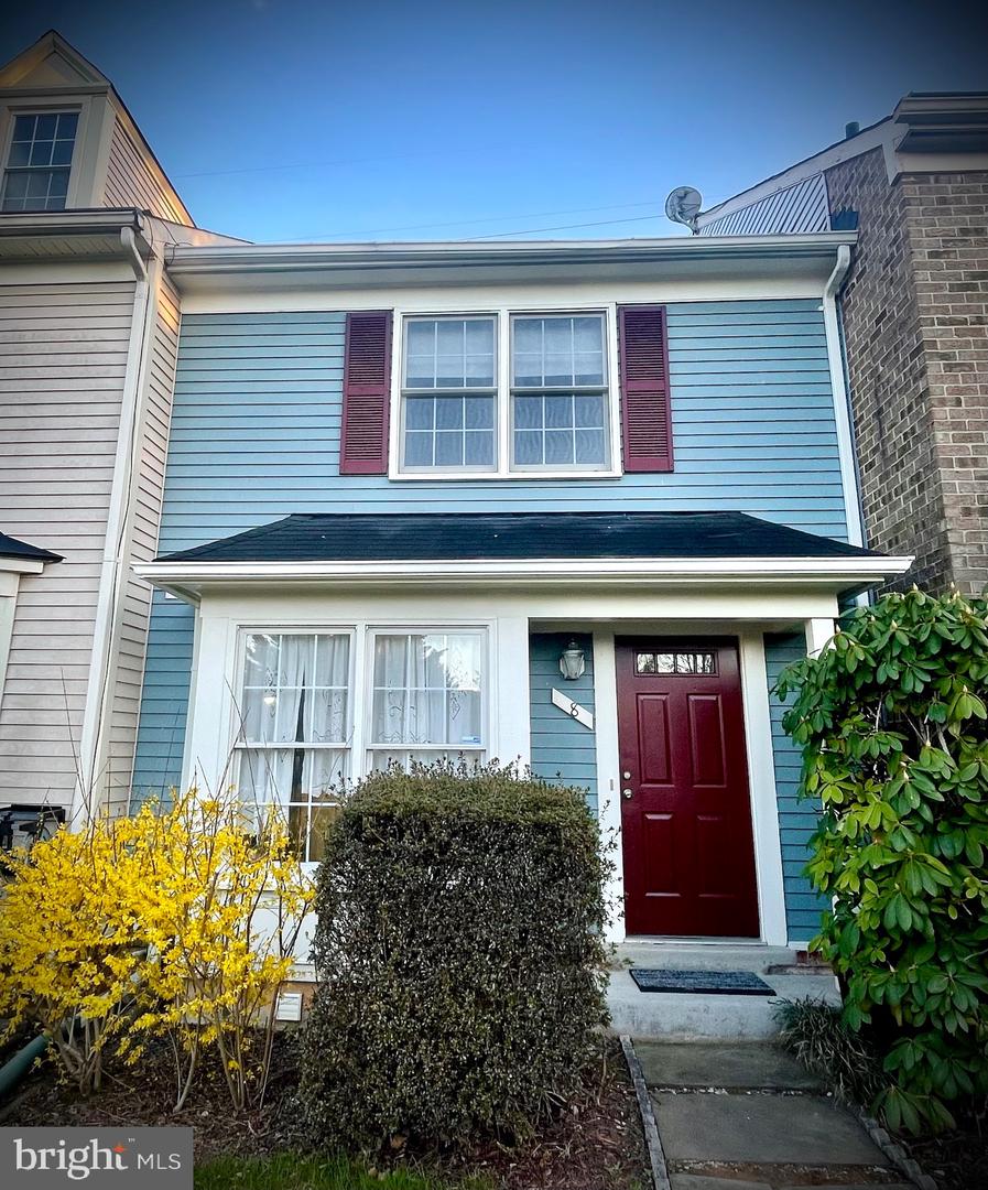 8 Hawk Run Court, Montgomery Village
