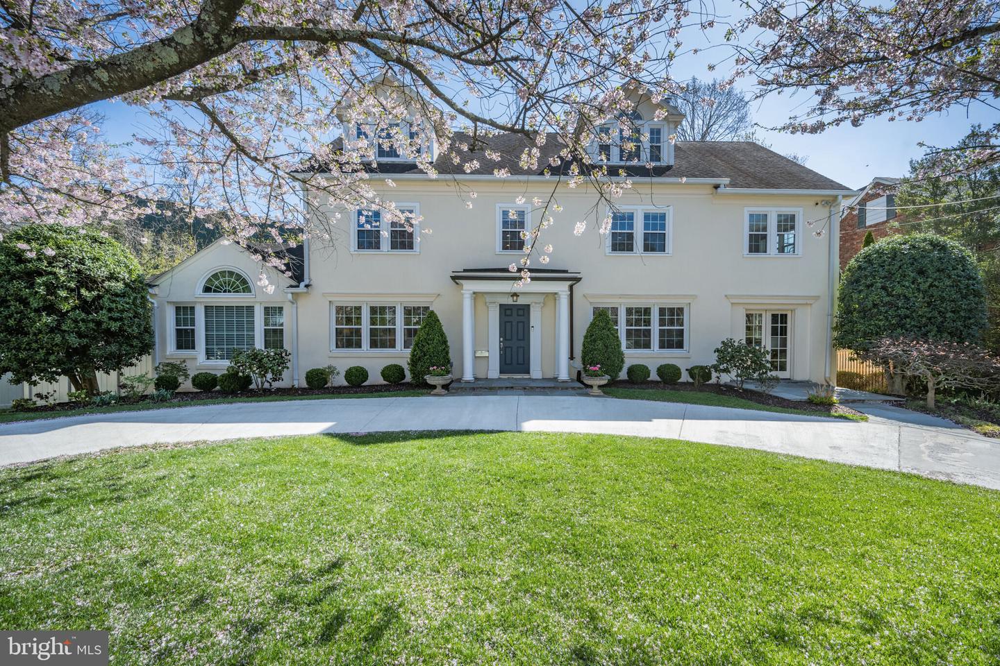 5200 Lawn Way, Chevy Chase