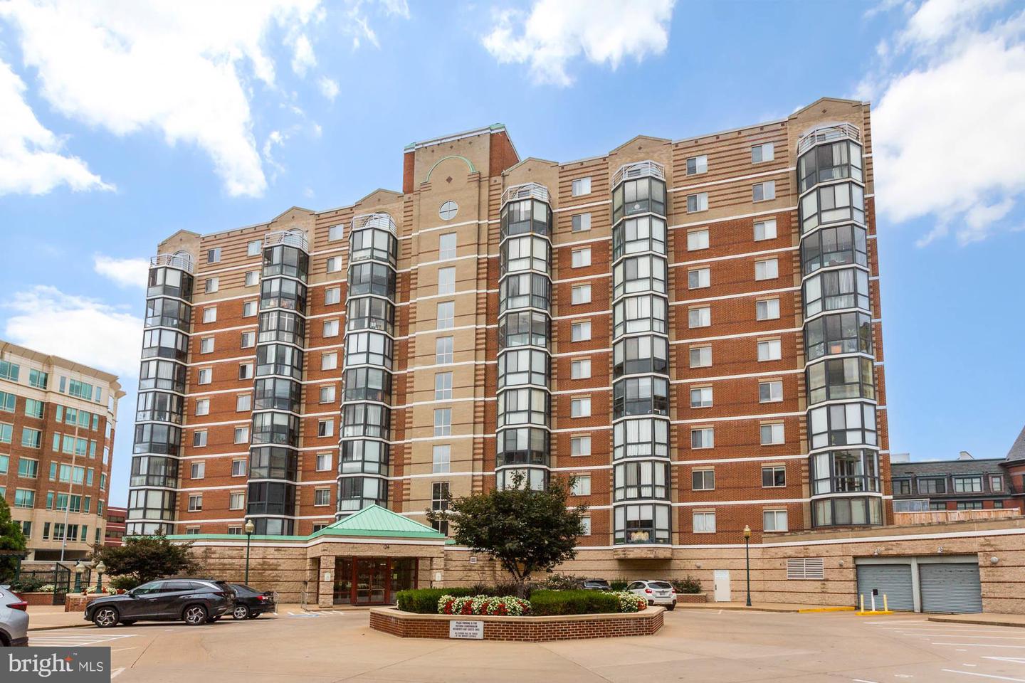 24 Courthouse Square #608, Rockville