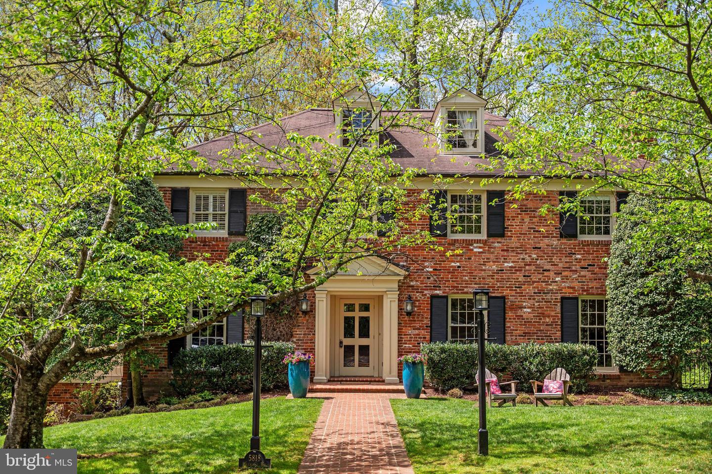 5818 Hillburne Way, Chevy Chase