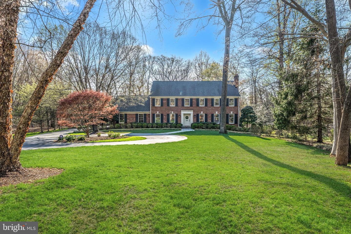10948 Martingale Court, Potomac