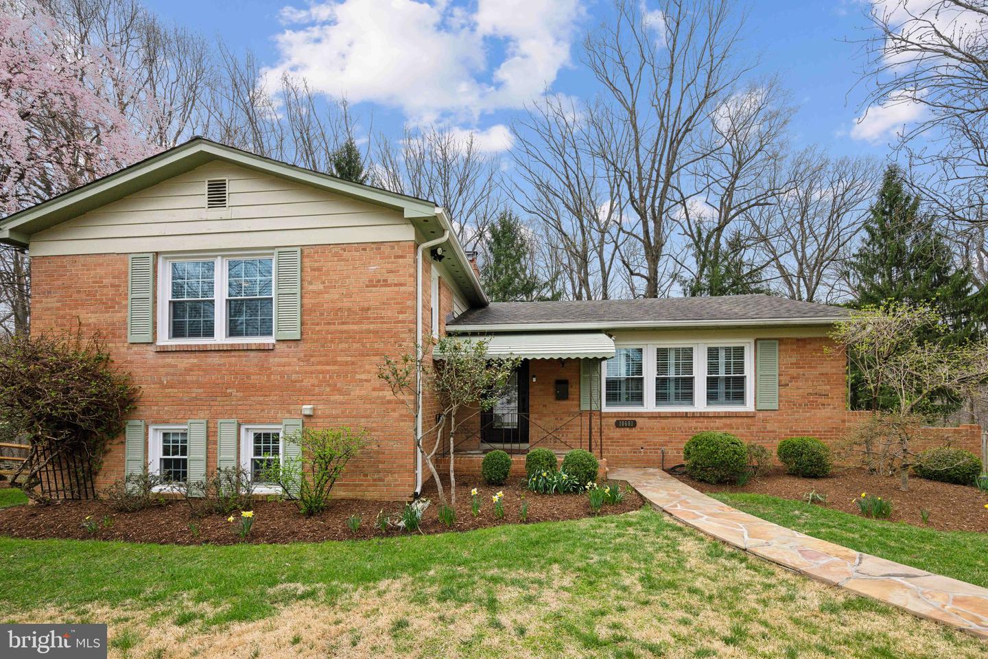 10601 Meadowhill Road, Silver Spring