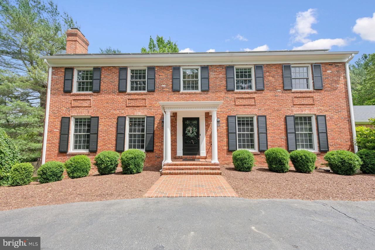 11013 Homeplace Lane, Potomac