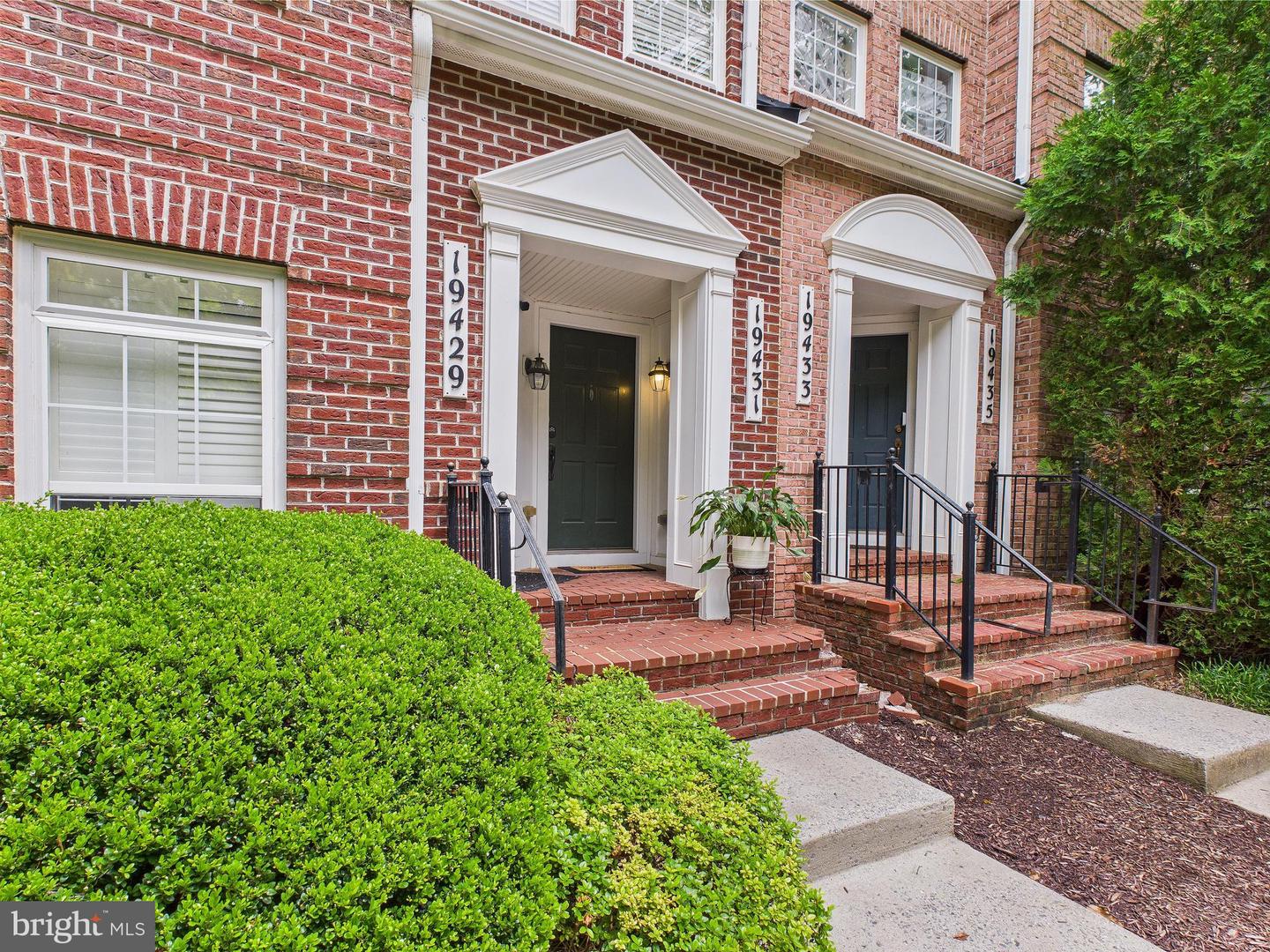 19431 Dover Cliffs Circle #19431, Germantown