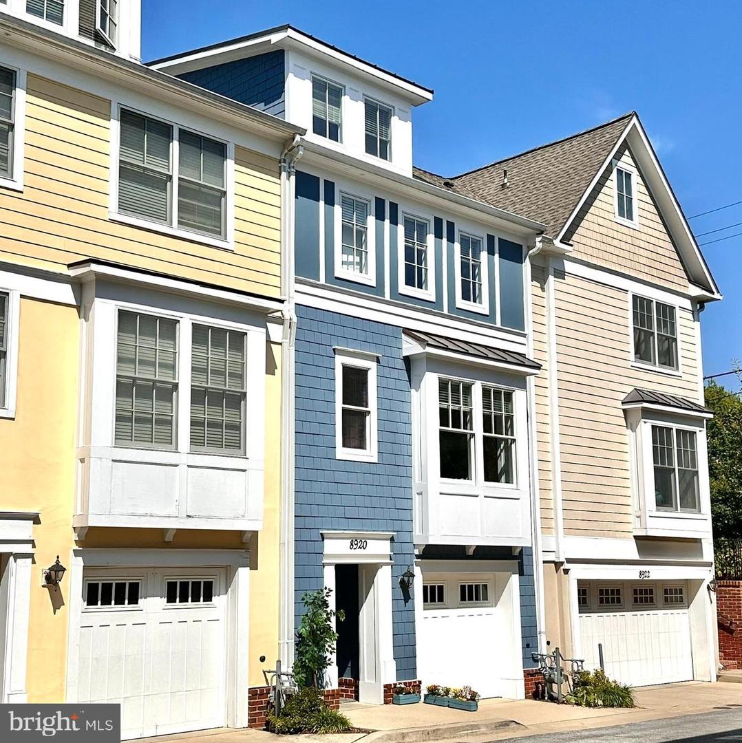 8920 Courts Way, Silver Spring