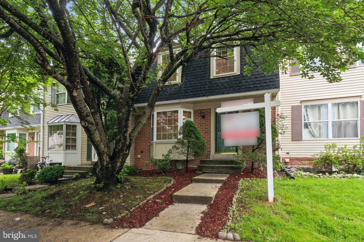 12041 Winding Creek Way, Germantown