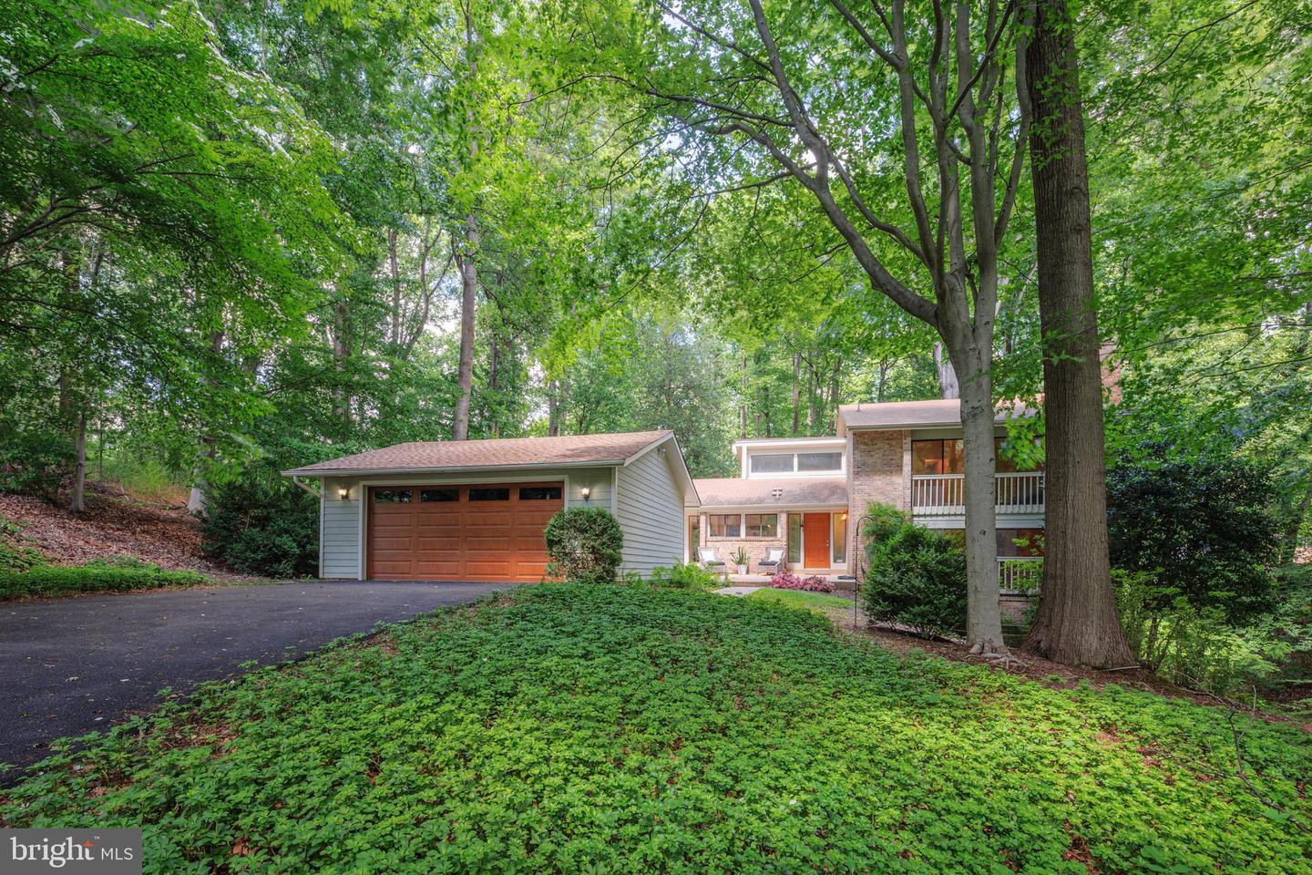 6921 Carlynn Court, Bethesda