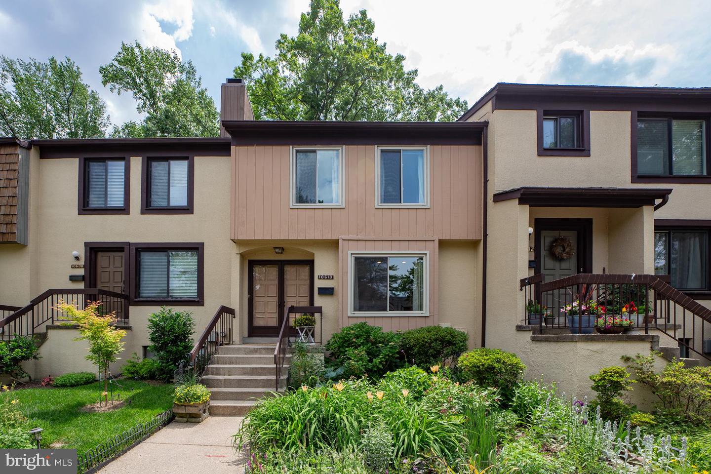 10610 Muirfield Drive, Potomac