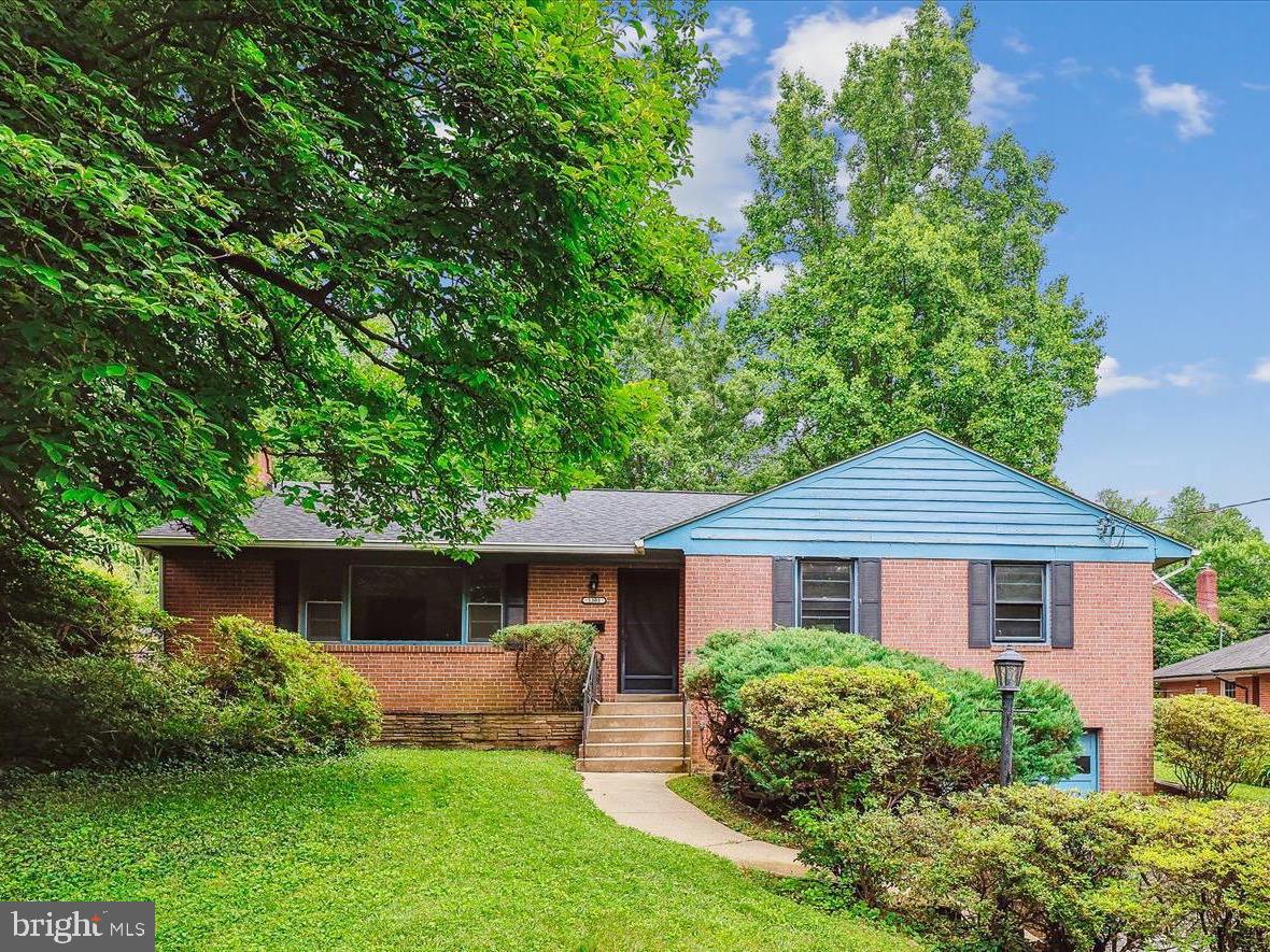 1305 Woodside Parkway, Silver Spring