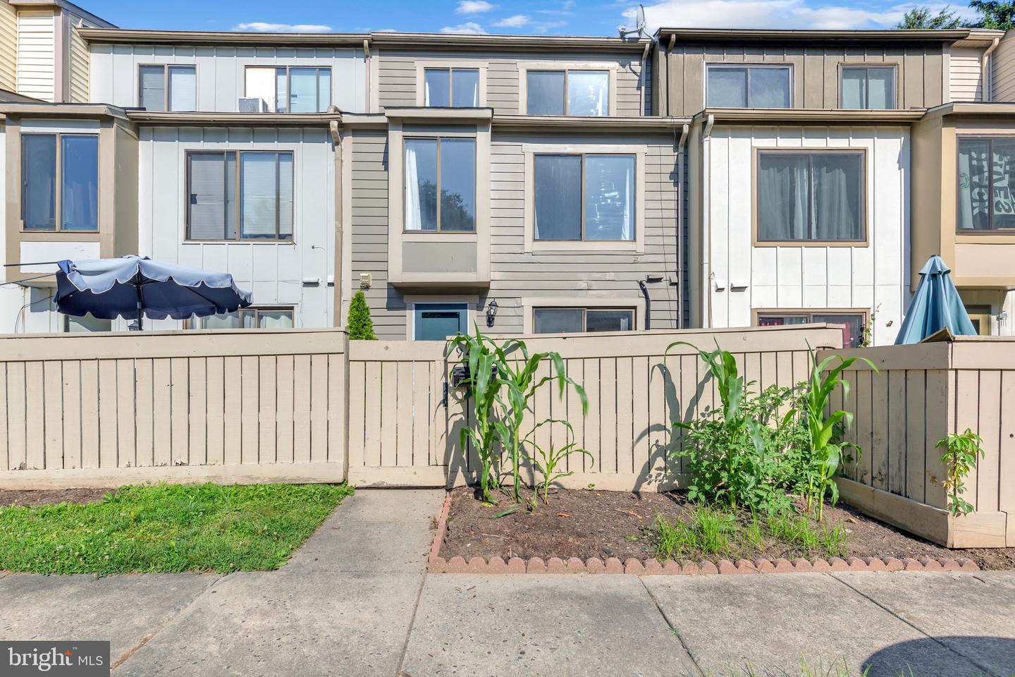 9441 Chadburn Place, Gaithersburg