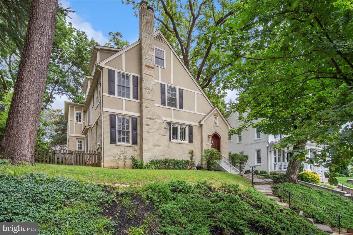 4615 Hunt Avenue, Chevy Chase