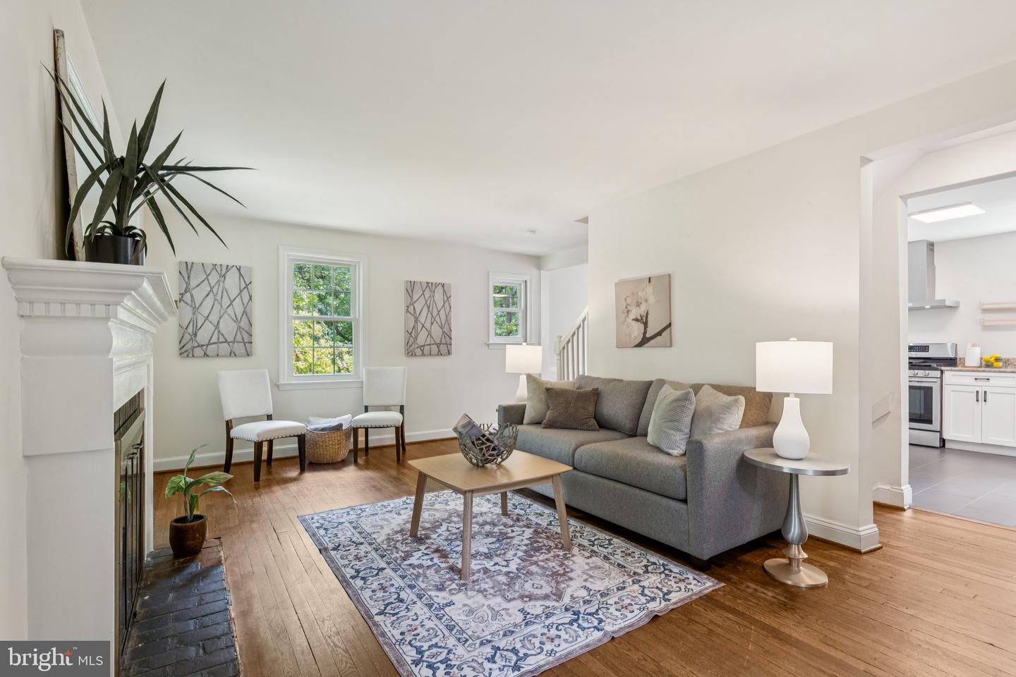 2908 Newcastle Avenue, Silver Spring