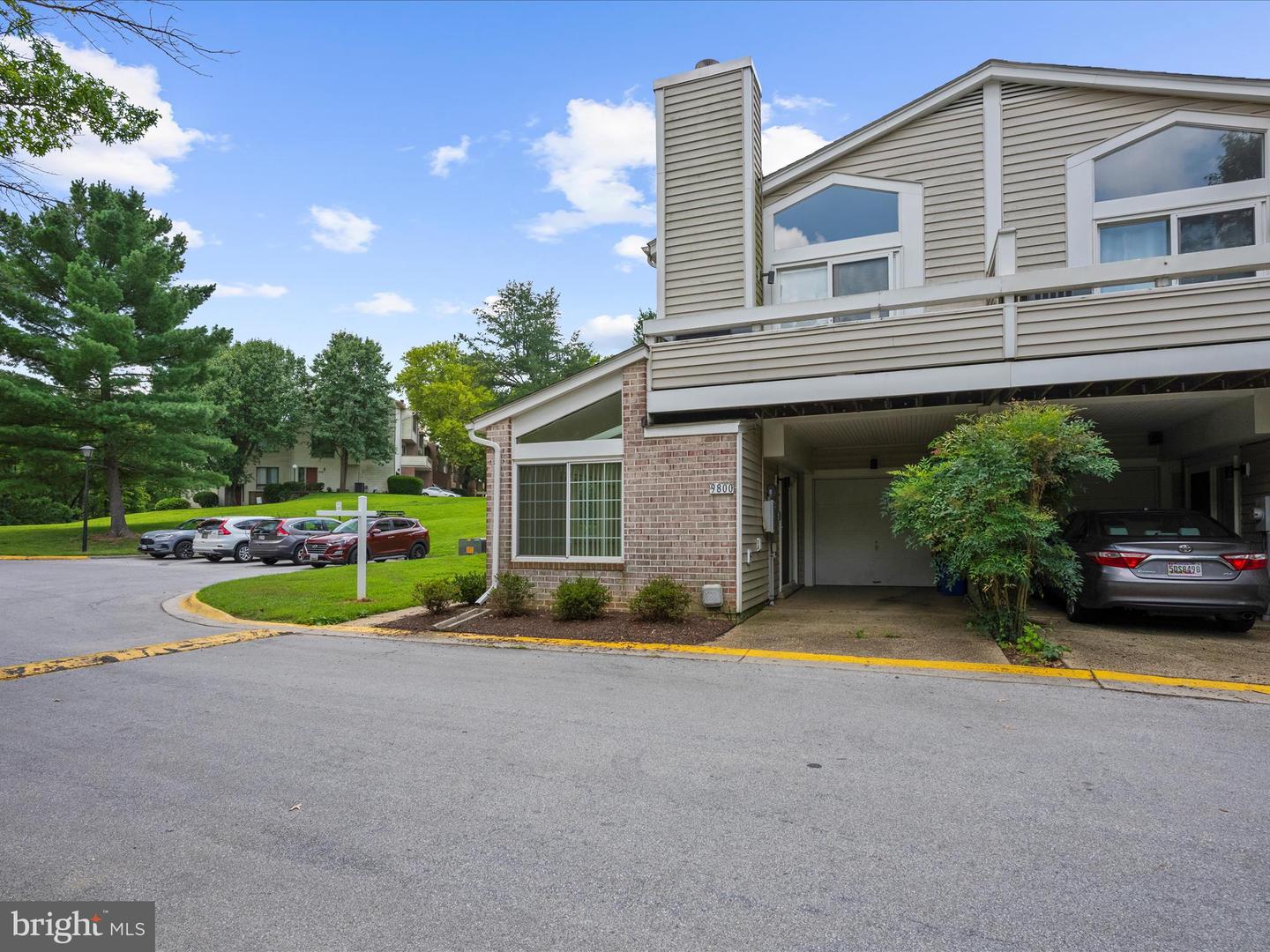 9800 Islandside Drive, Gaithersburg