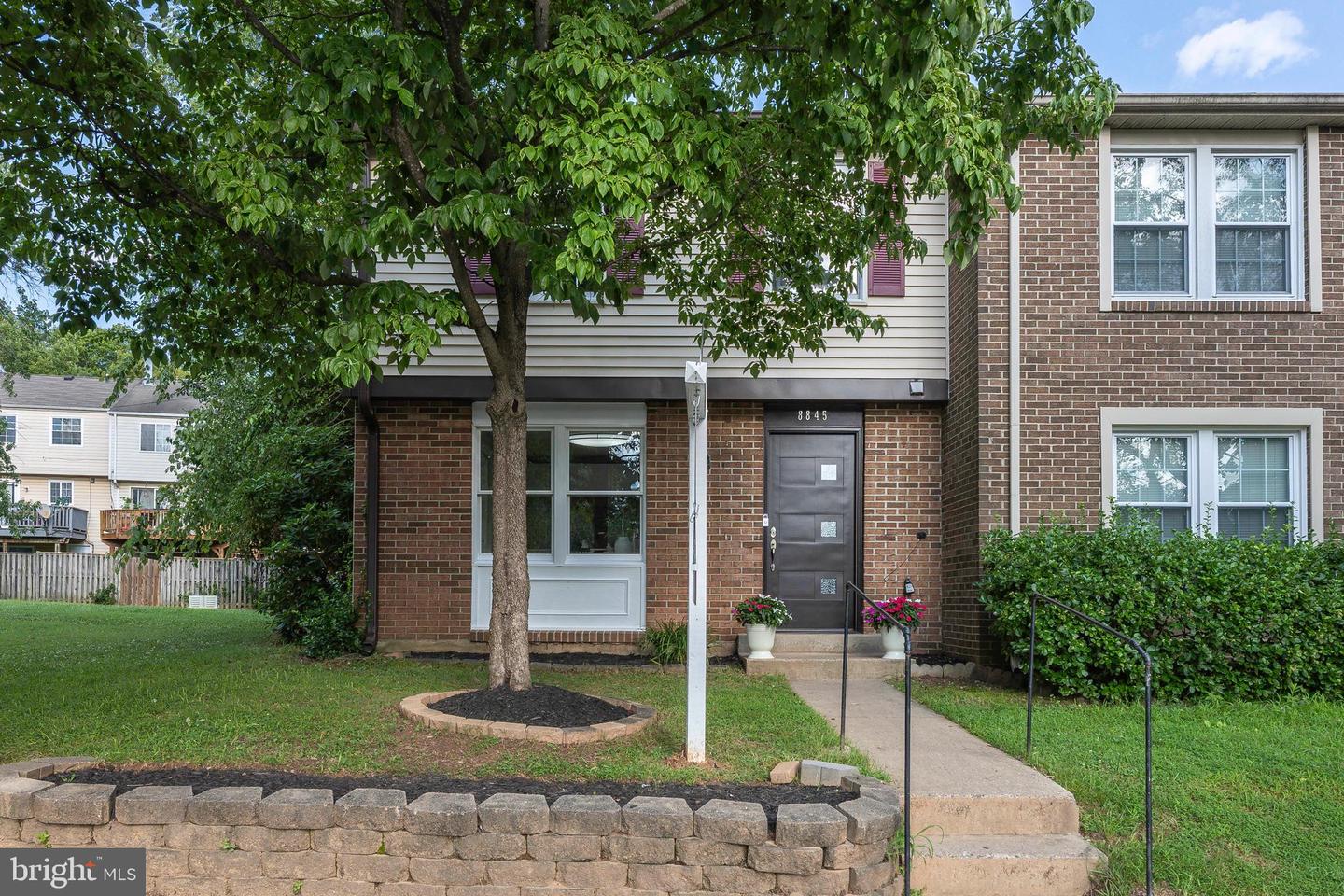 8845 Cross Country Place, Gaithersburg