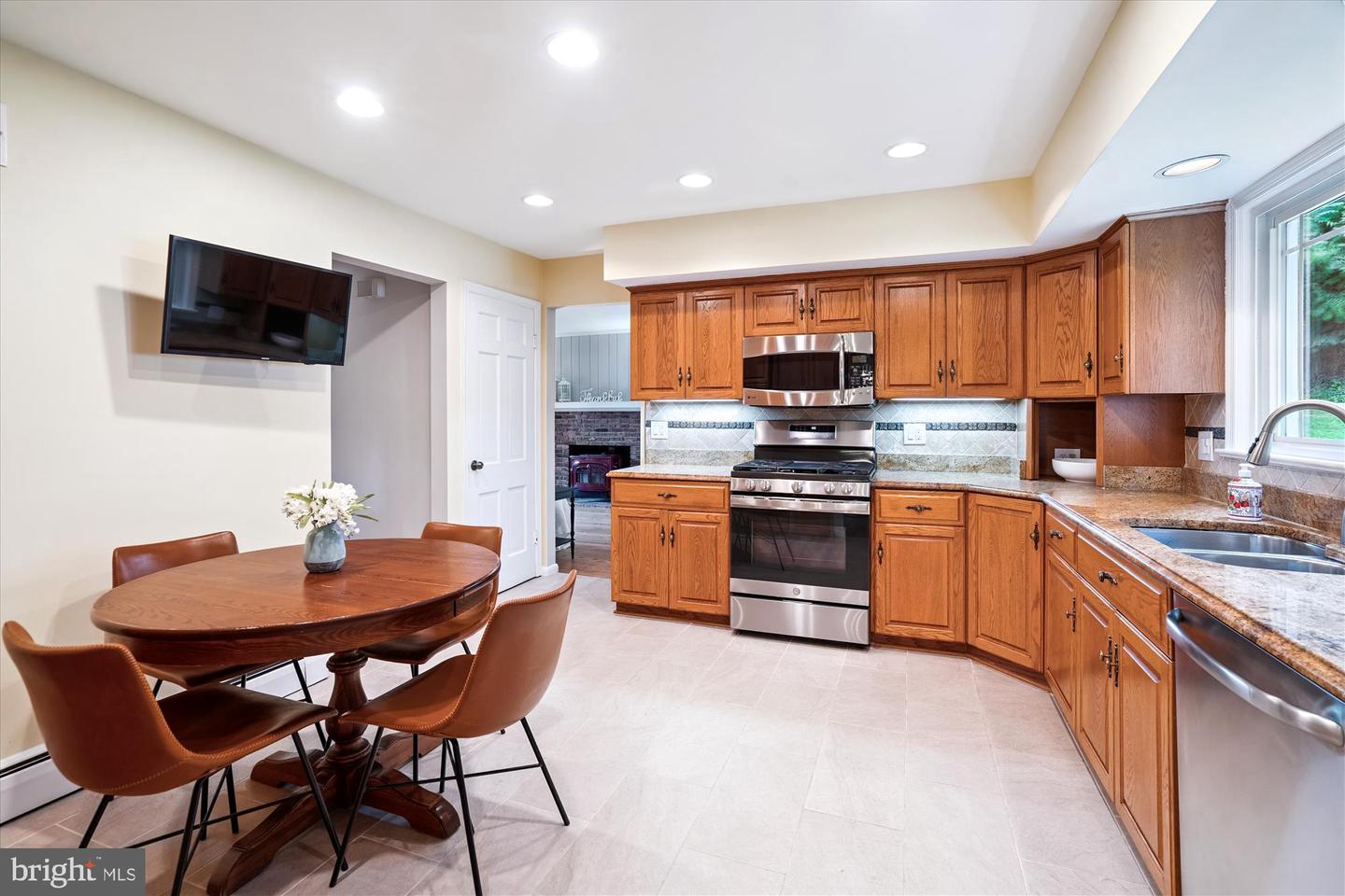 17724 Tree Lawn Drive, Ashton