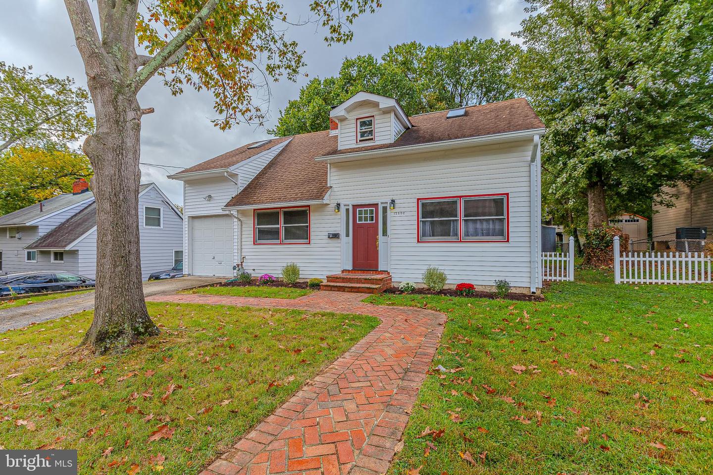 12802 Leahy Drive, Rockville