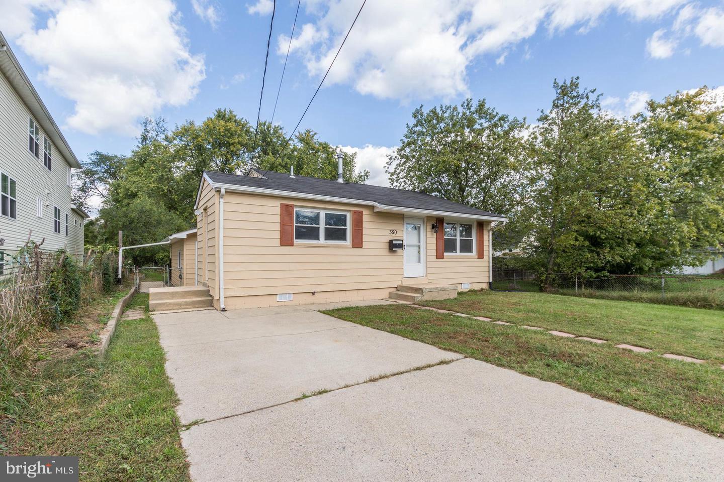 350 Howard Avenue, Rockville