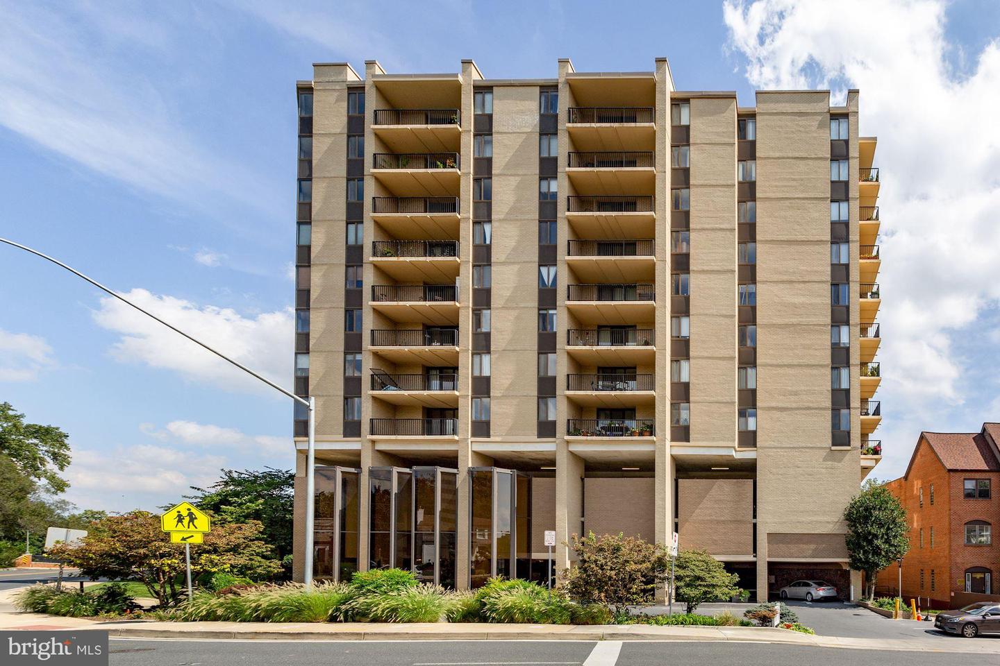 4242 East West Highway #502, Chevy Chase