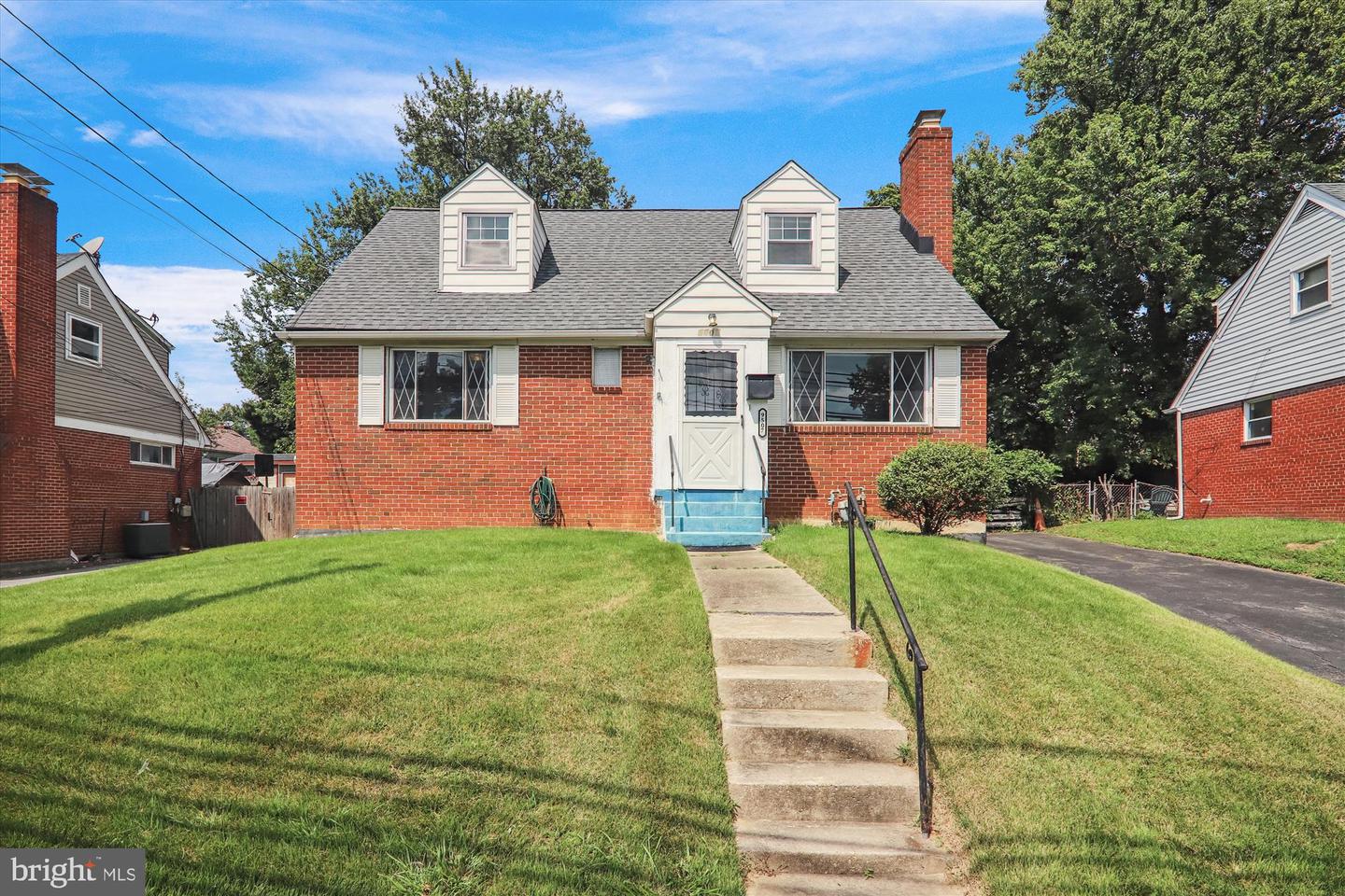 9507 Adelphi Road, Silver Spring