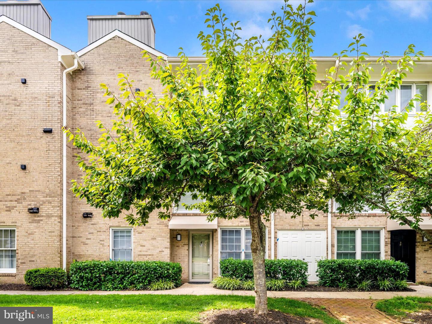 10714 Kings Riding Way #t3-21, Rockville