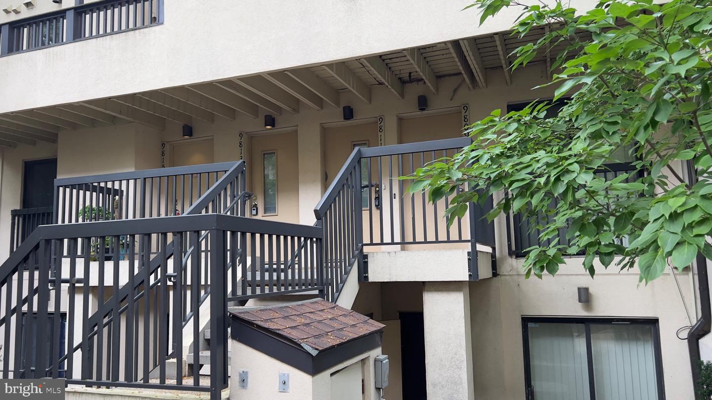 9813 Hellingly Place #76, Gaithersburg