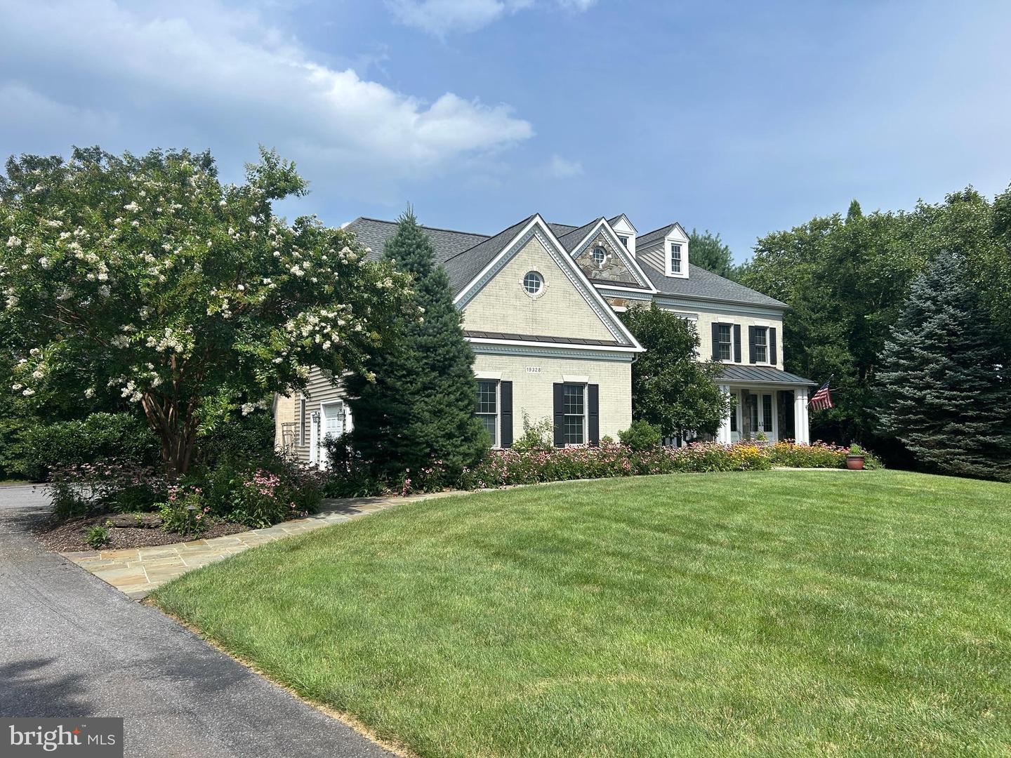 19328 Cypress Hill Way, Gaithersburg