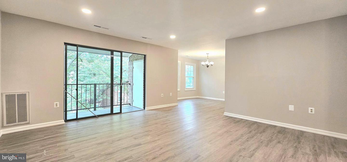 818 Quince Orchard Boulevard #202, Gaithersburg