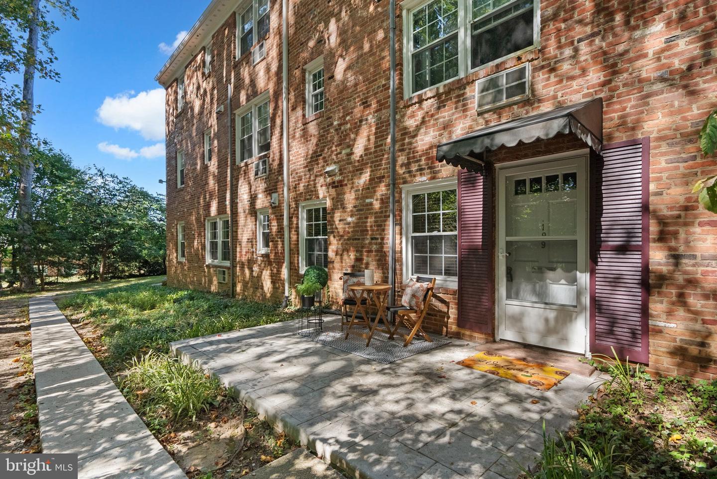 199 Talbott Street #199, Rockville