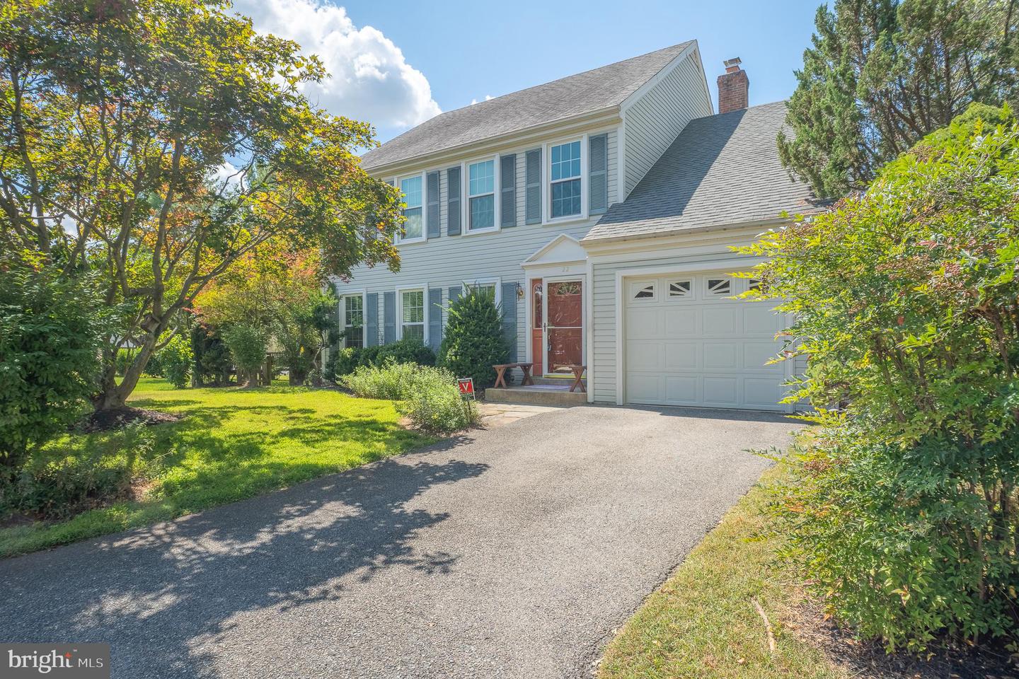 22 Burnt Woods Court, Germantown
