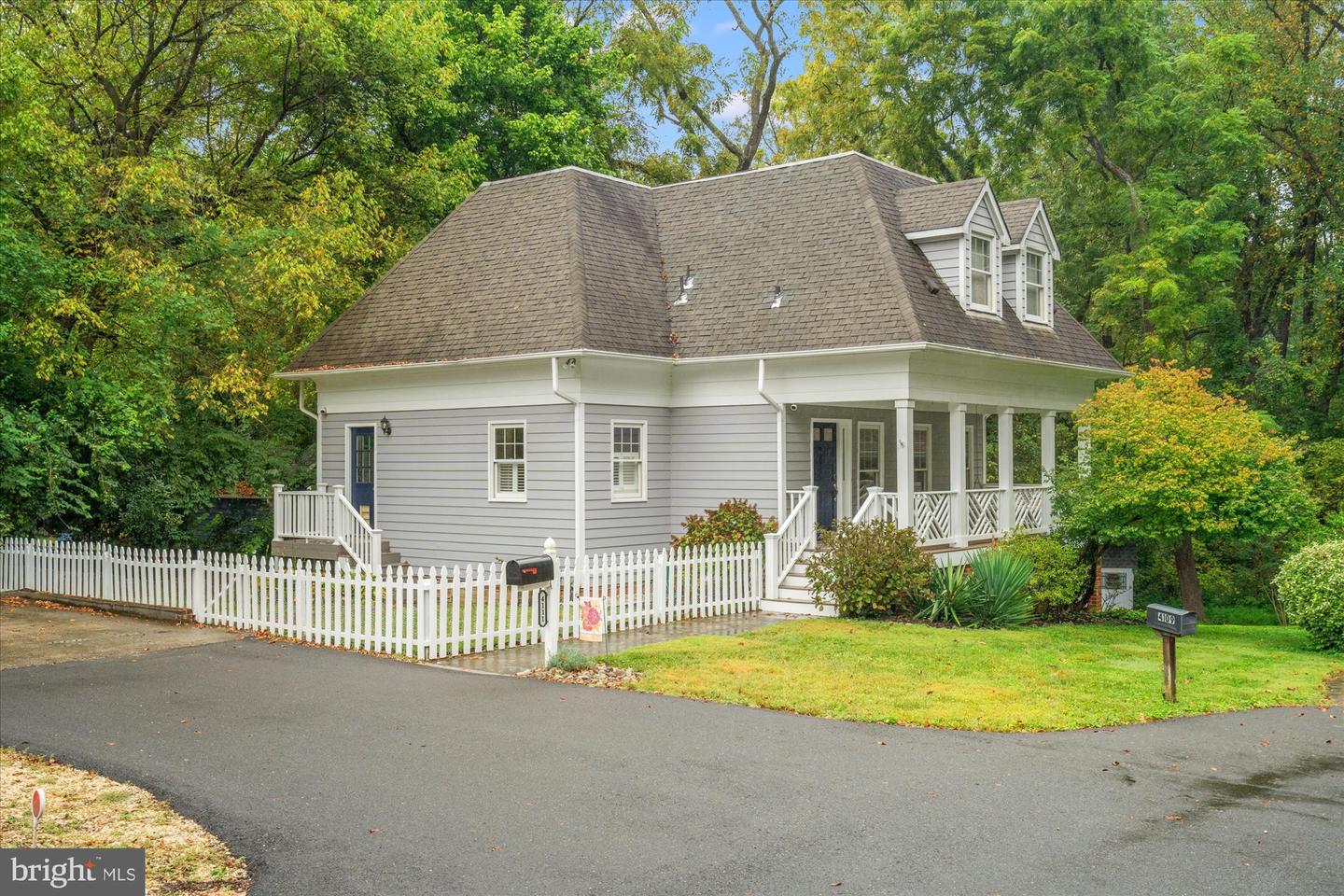 4111 Jones Bridge Road, Chevy Chase