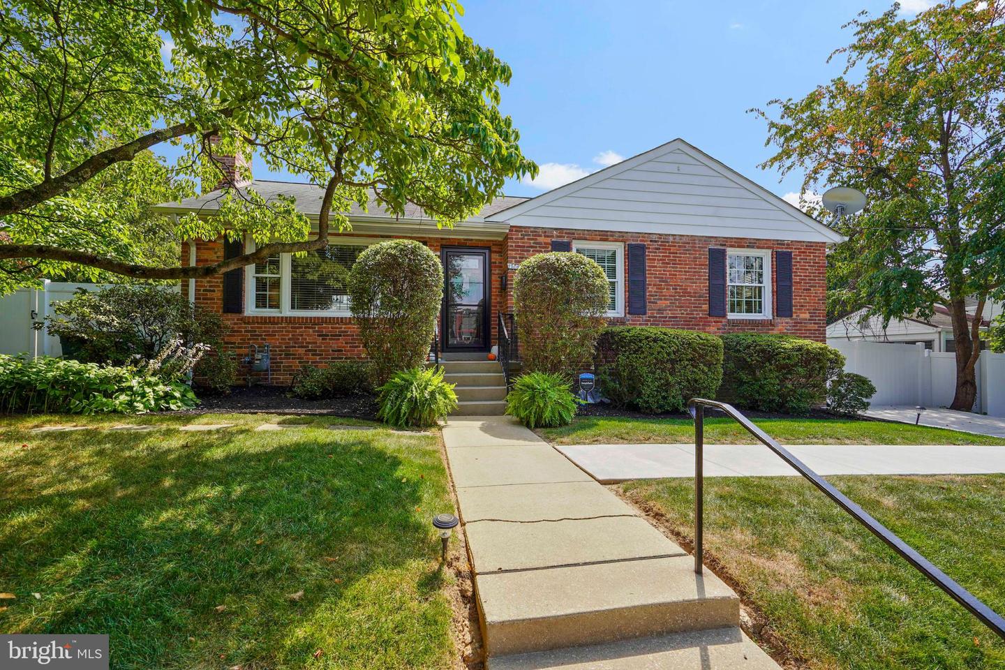 1708 Glenkarney Place, Silver Spring