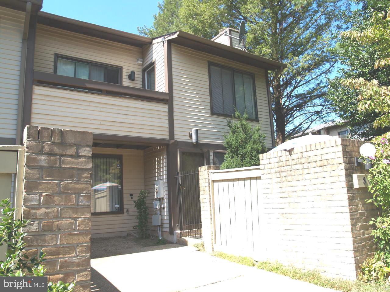 8 Copps Hill Court, Montgomery Village