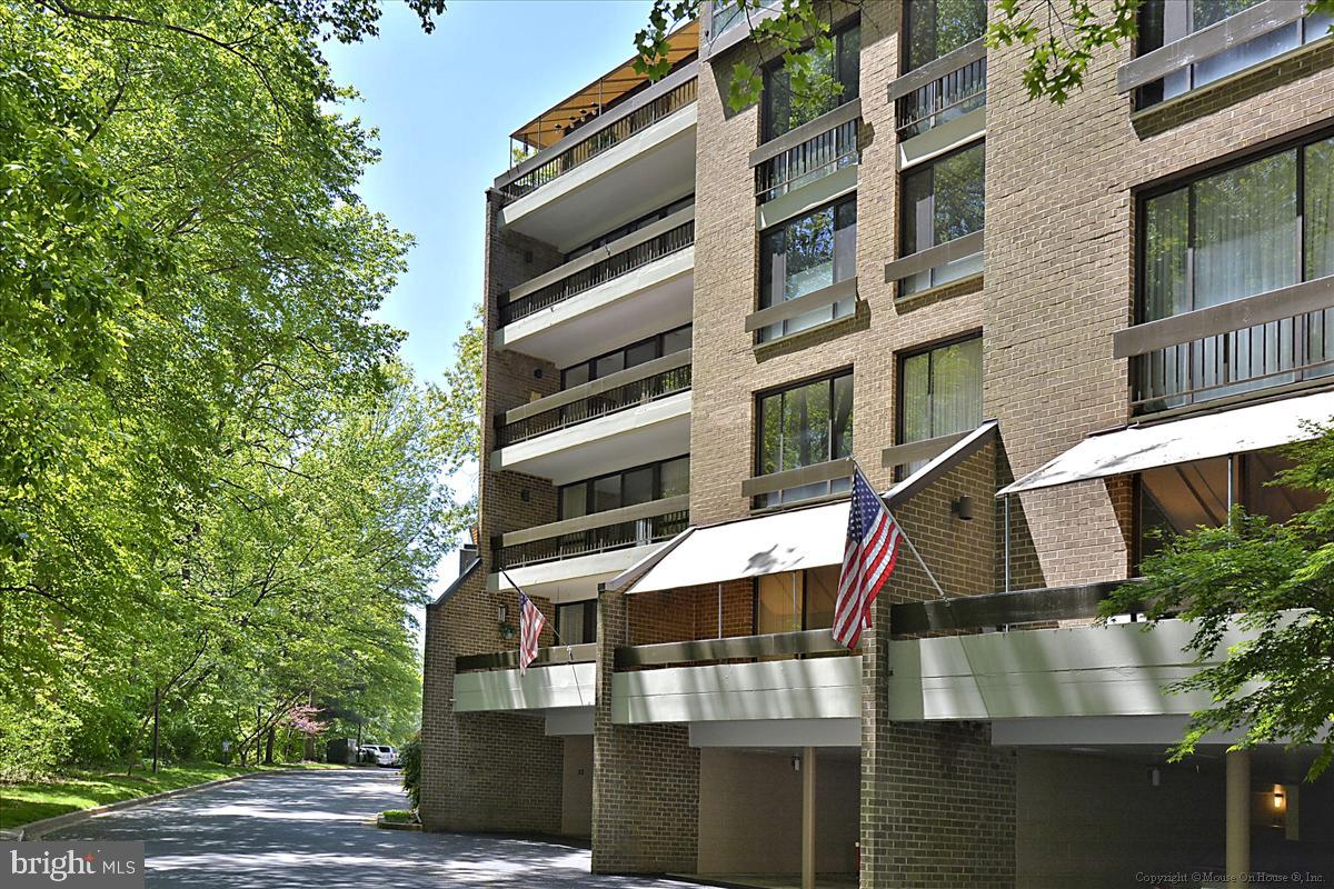 4928 Sentinel Drive #1-303, Bethesda