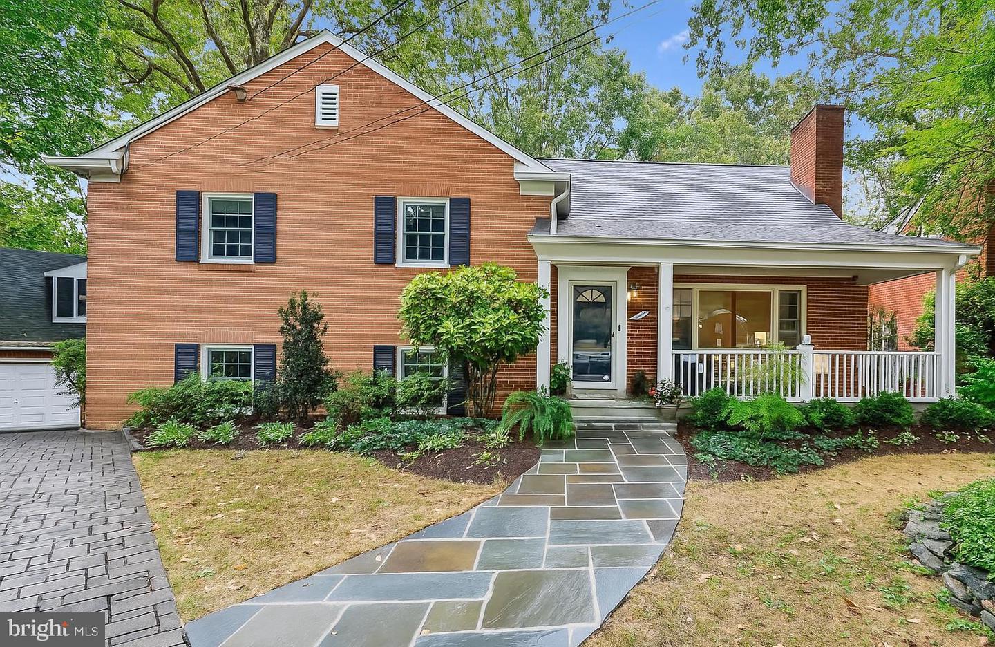 6212 Redwing Court, Bethesda