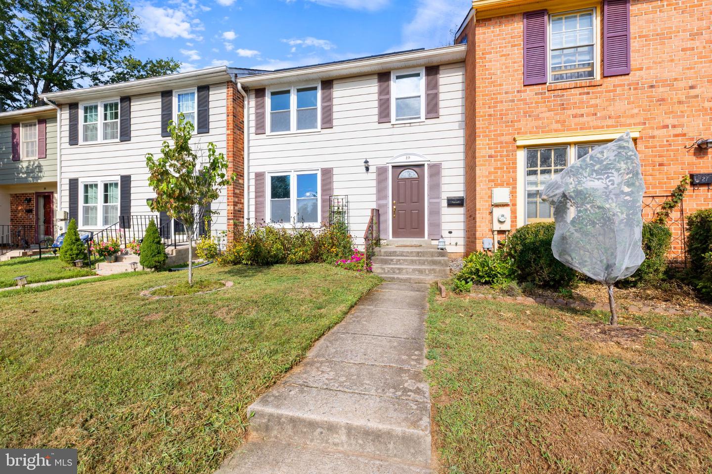 29 Metz Court, Germantown