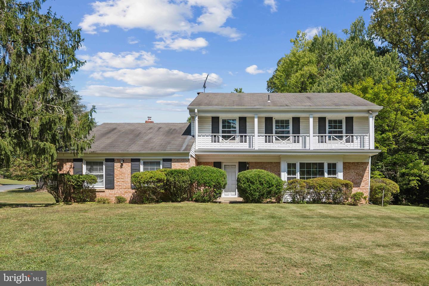 10701 Pebble Brook Lane, Potomac