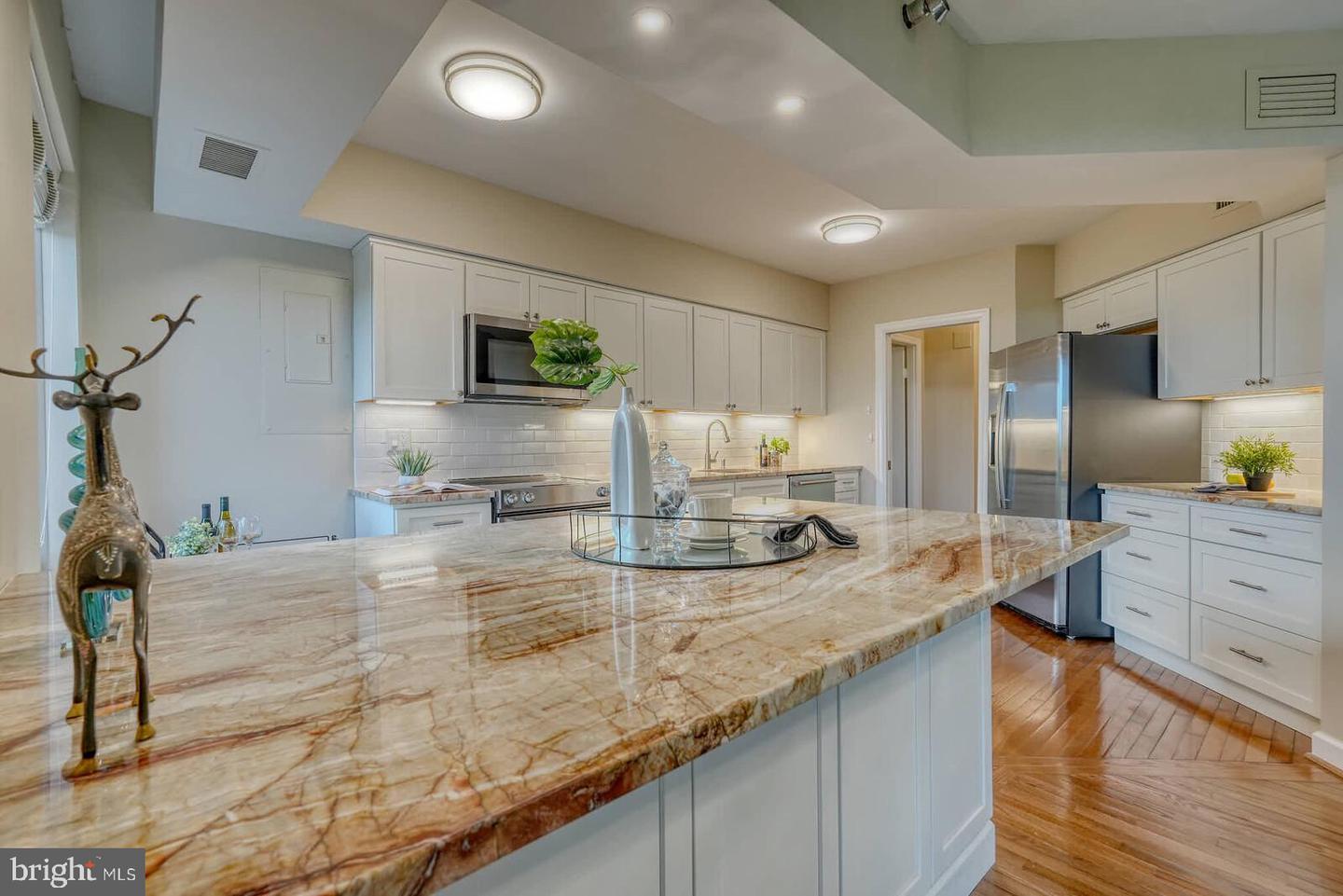 5802 Nicholson Lane #2-604, North Bethesda