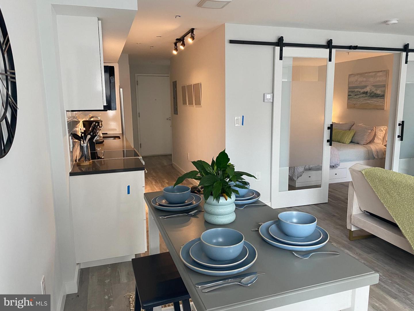 700 Roeder Road #405, Silver Spring