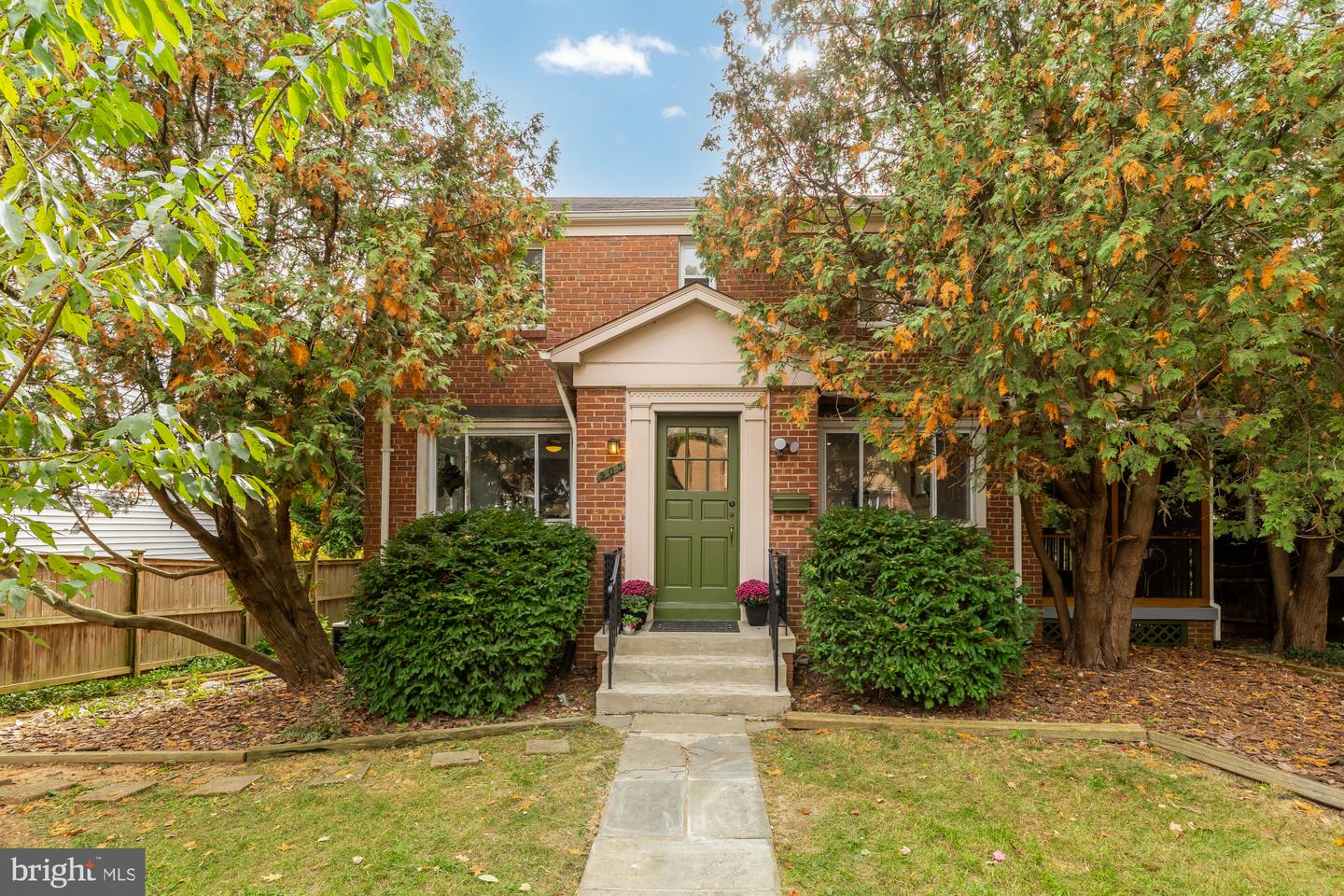 905 Malcolm Drive, Silver Spring