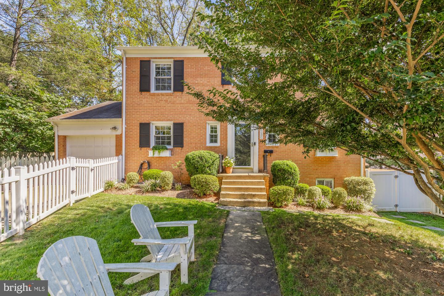 6405 Redwing Road, Bethesda