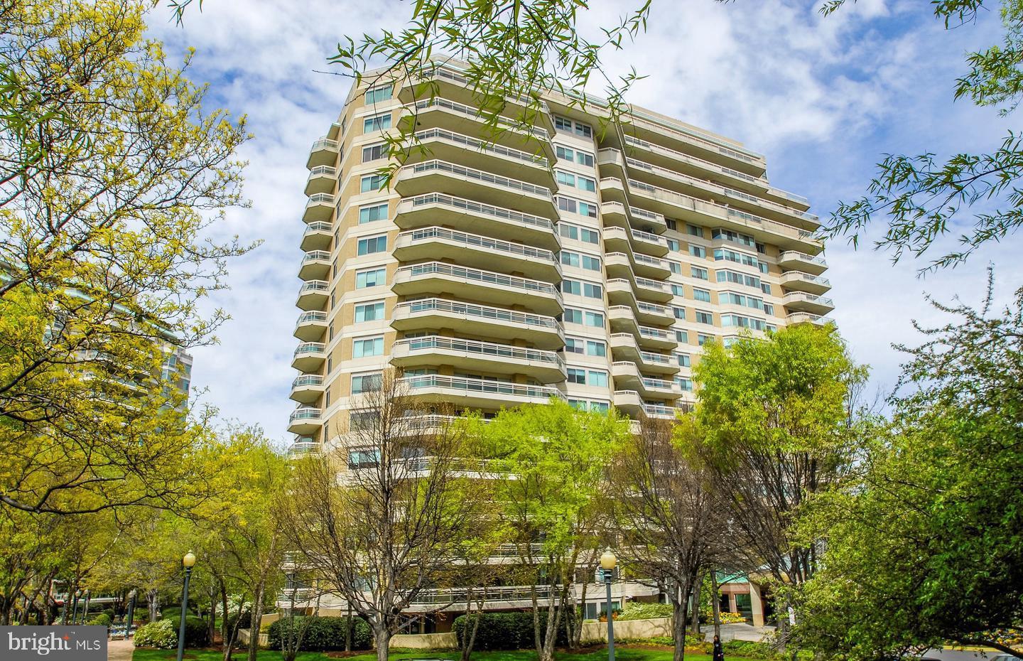 5600 Wisconsin Avenue #1-201, Chevy Chase