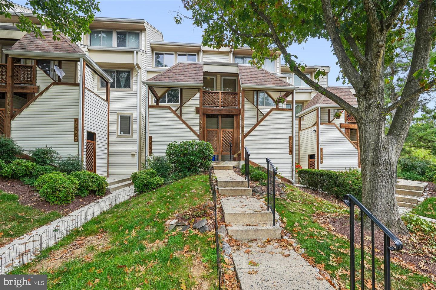 18251 Leman Lake Drive #606, Olney