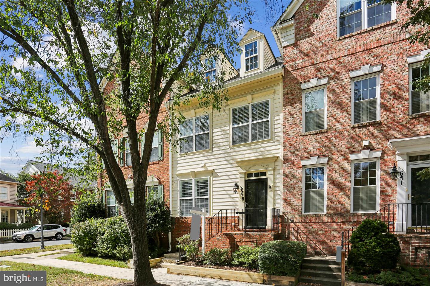 655 Gatestone Square Street, Gaithersburg