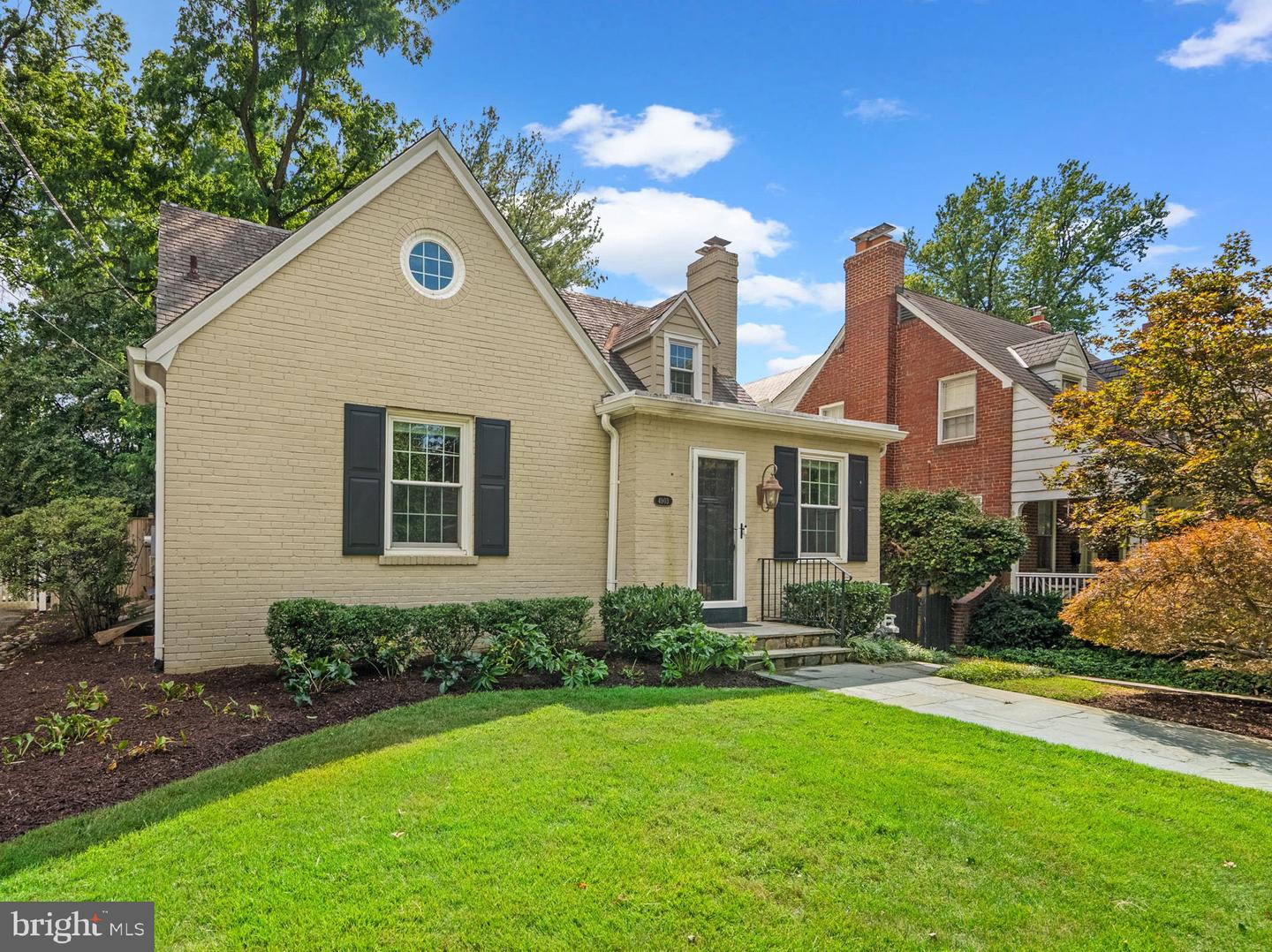 4903 Chevy Chase Boulevard, Chevy Chase