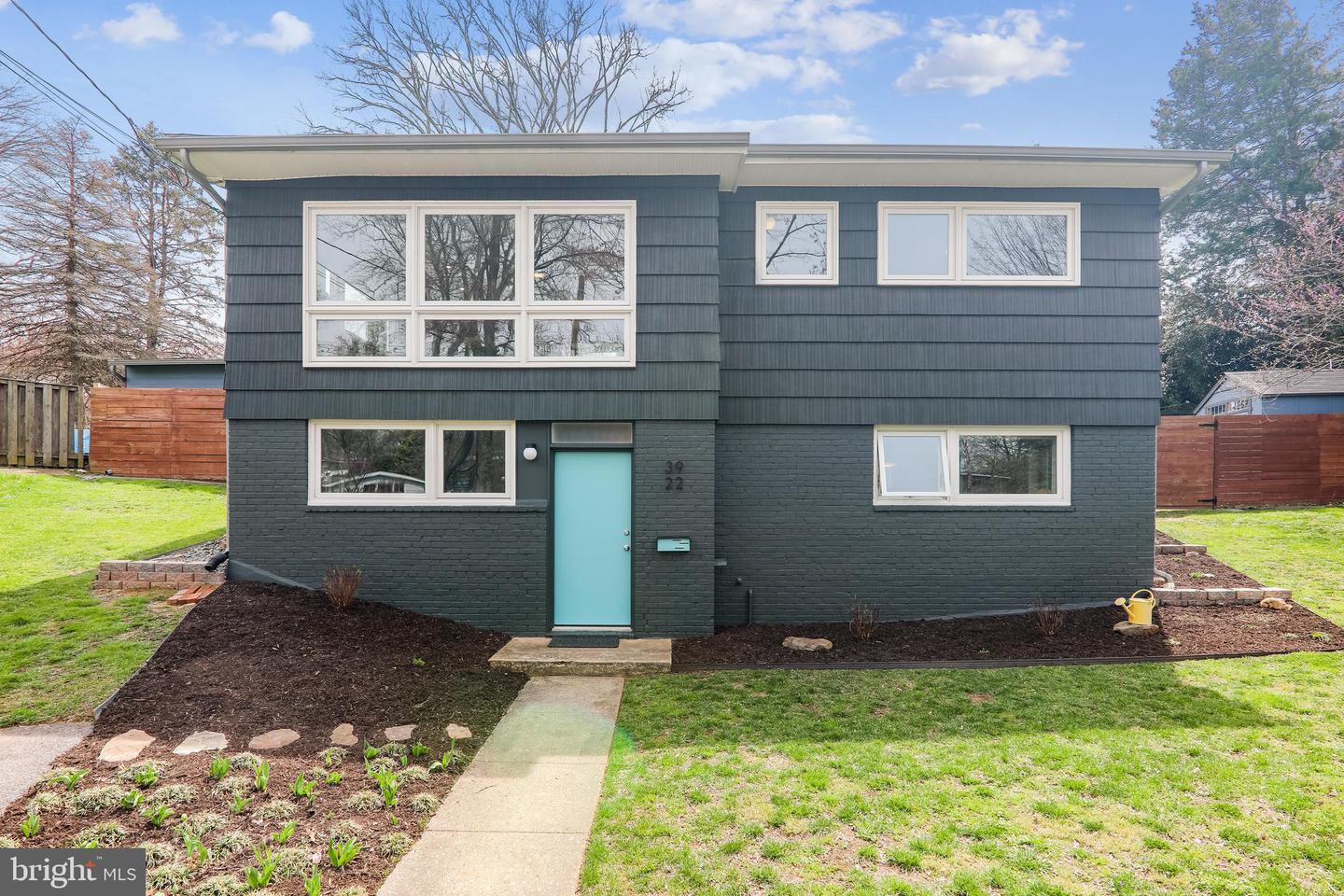 3922 Denfeld Court, Kensington